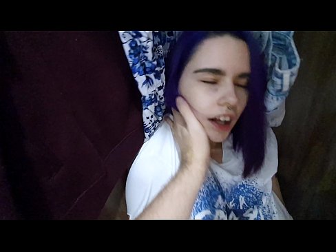 ❤️ מצאתי את אחותי בארון ועזרה לה לגמור ❤️❌ פורנו רוסי אצלנו ❌